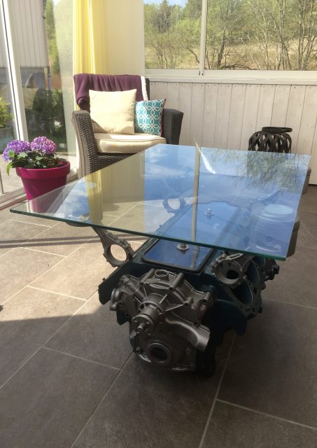 Table from an old V8 engine